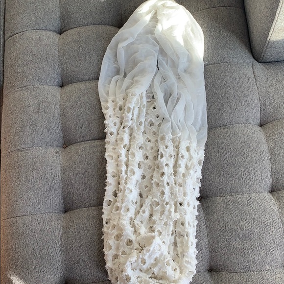 Scarf - Picture 2 of 3